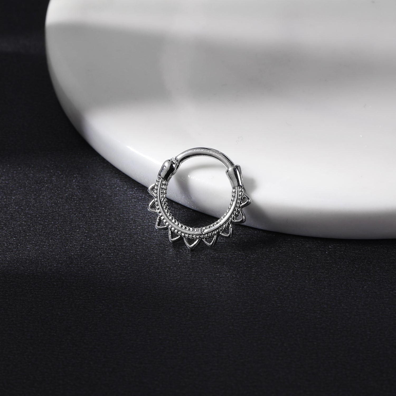 16g-geometry-septum-clicker-nose-ring-triangle-cartilage-helix-piercing
