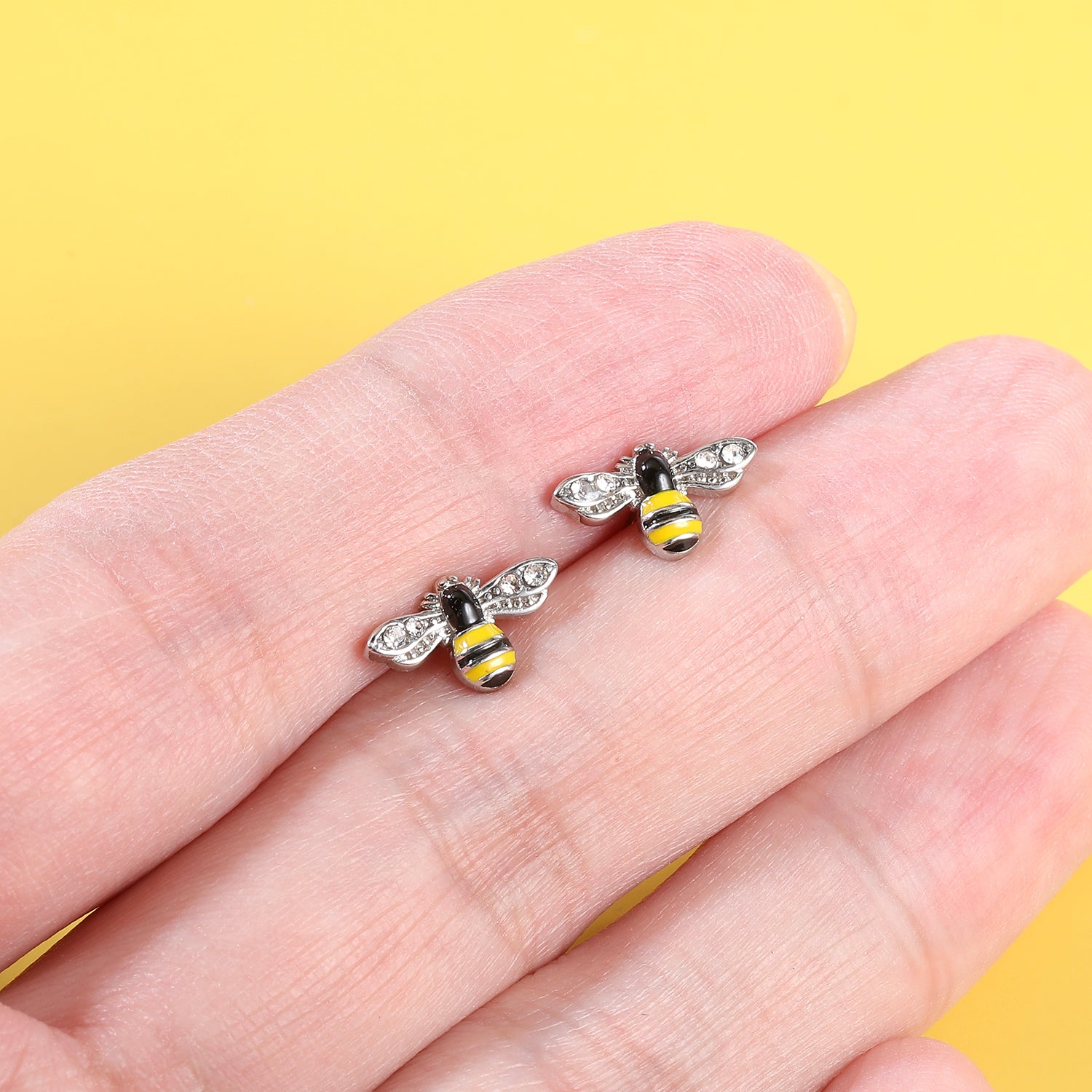 16g-bee-stud-earring-cute-ear-stud-jewelry