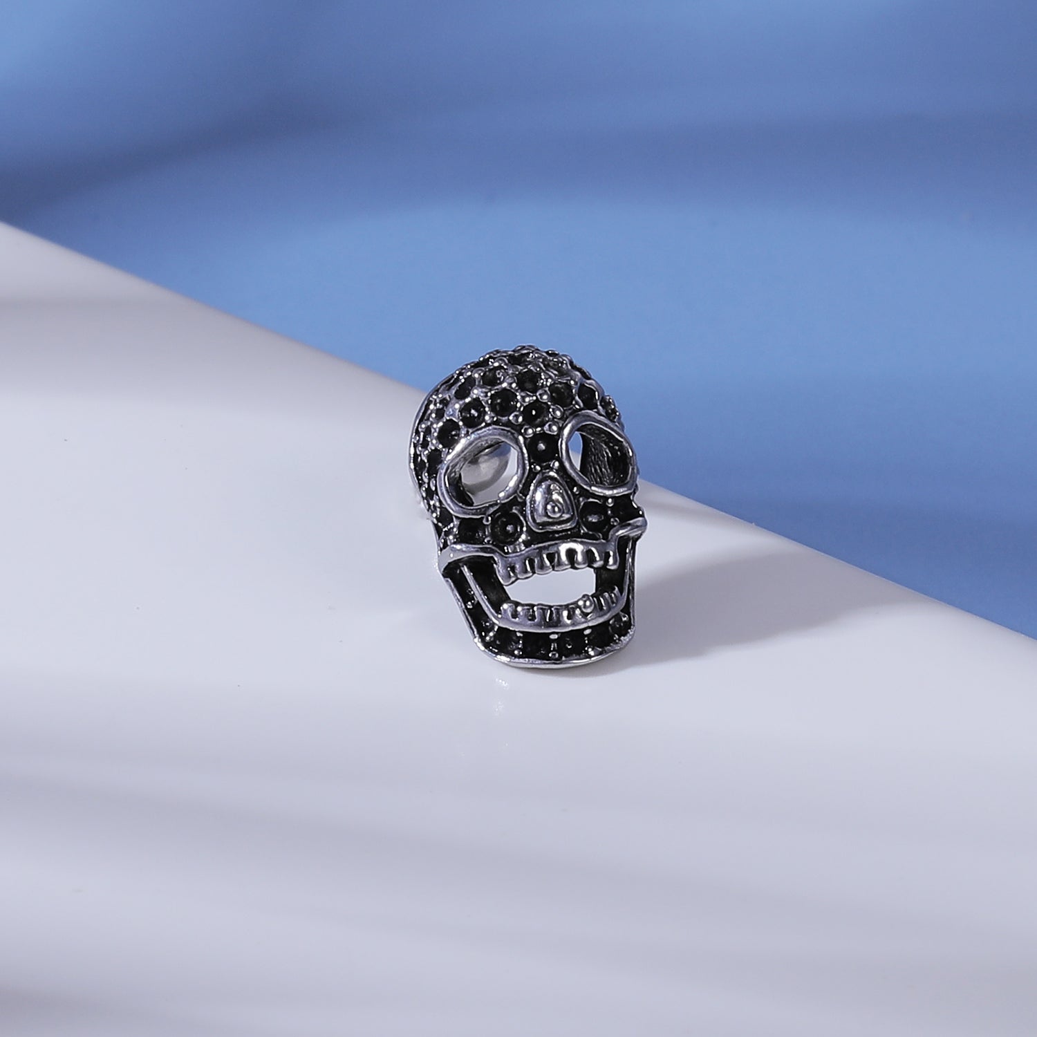 16G Grid Skull Stud Earring Black Crystal Ear Stud Jewelry